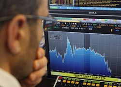 Торги на рынке акций РФ закрылись умеренным снижением индексов