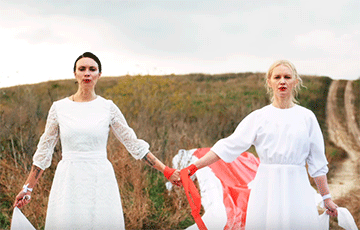 Актрисы записали трогательное видео в поддержку белорусских женщин