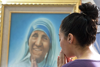 Мать Терезу причислят к лику святых 4 сентября