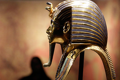 СМИ сообщили об отломанной бороде фараона Тутанхамона