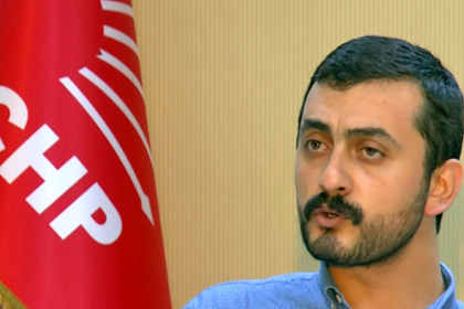 Турецкого депутата заподозрили в госизмене за интервью RT