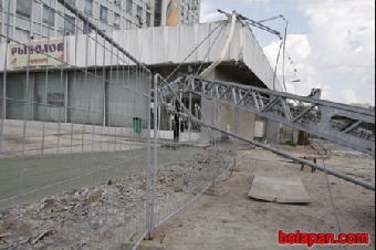 Причиной падения башенного крана в Минске могло стать нарушение инструкции по монтажу - МЧС