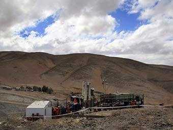 Замурованные чилийские шахтеры взбунтовались