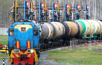 Киев заявил, что больше не закупает нефтепродукты в Беларуси и РФ: а как торговали раньше?