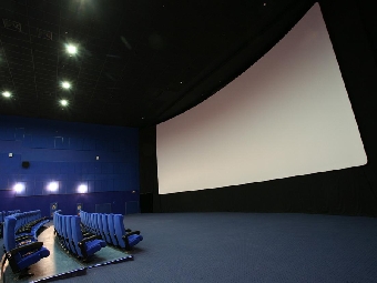 Белорусские школьники могут в кинотеатре изучать предметы в 3D-формате