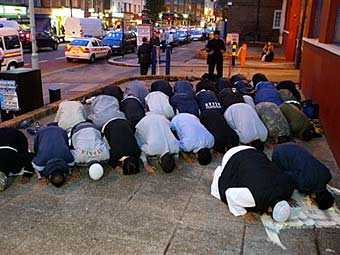 Лондон объявил вне закона две британские исламистские группировки