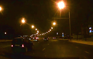 Видеофакт: В Минске наперерез водителю кто-то выехал из темноты