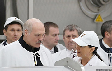 Лукашенко: Нам бы в Минске удержать ситуацию