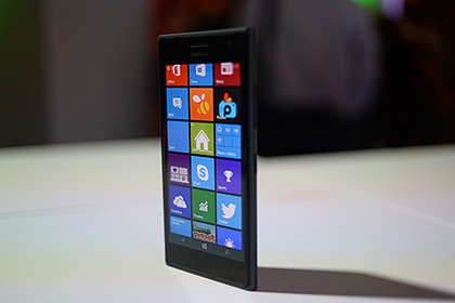 Microsoft анонсировала смартфоны для селфи