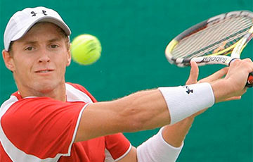 Белорусский теннисист вышел в 1/4 финала турнира в Чжухае