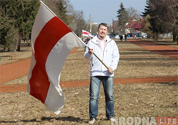 Гродненец: Придет время и национальный флаг снова будет возвышаться над центром города