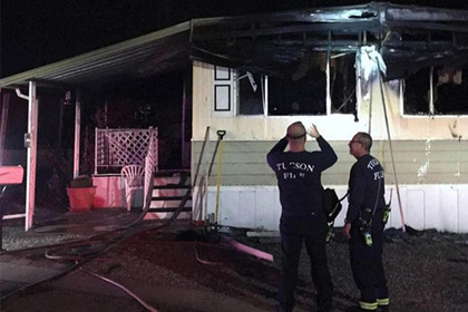 Американец попытался сжечь пауков и спалил дом