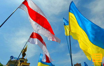 В украинском замке появились экспонаты белорусских добровольцев