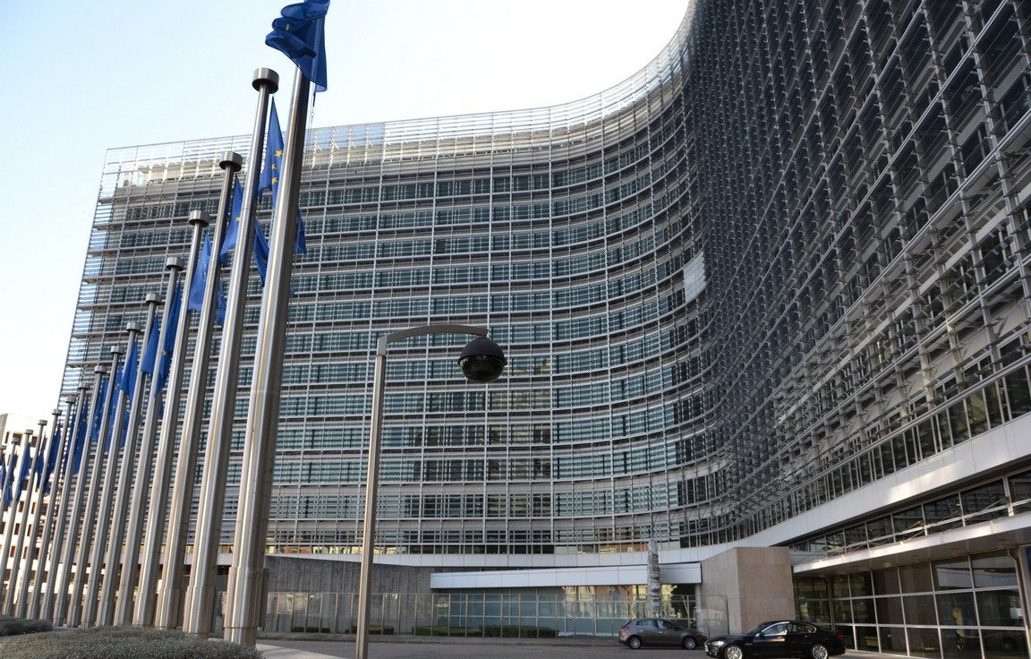 Белорусы пикетировали здание Еврокомиссии в Брюсселе
