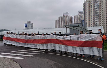 Работники ПВТ вышли на акцию солидарности с бастующими белорусами