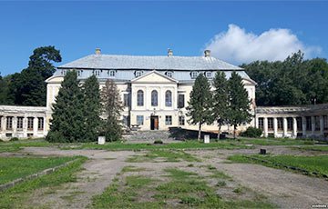 Под «охраной государства» разрушается уникальный дворец