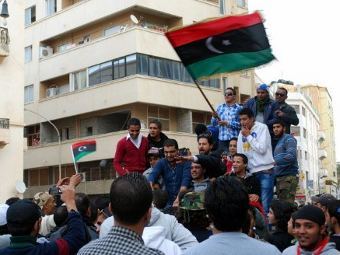 Штаб-квартиру НПС Ливии атаковала вооруженная толпа