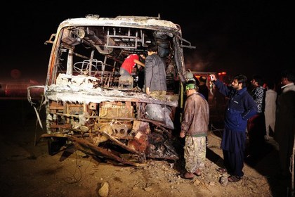 Жертвами дорожной аварии в Пакистане стали почти 60 человек