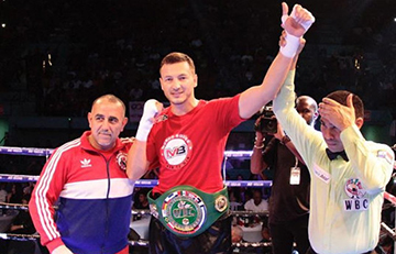 Белорус Сергей Новиков выиграл боксерский поединок по версии WBC