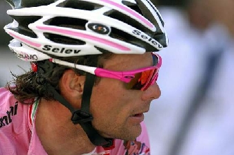 Константин Сивцов занимает второе место в общем зачете после двух этапов "Джиро д`Италия"