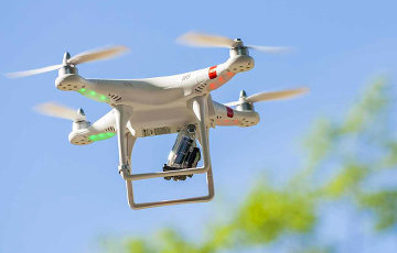 На Дне Воли у журналистов «угнали» 10 операторских дронов