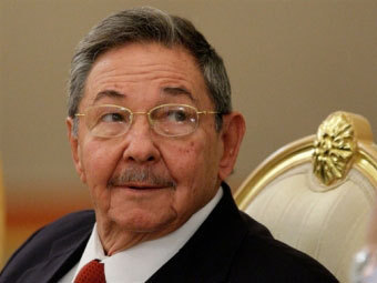 Рауль Кастро объявил о проведении первого за 13 лет съезда Компартии