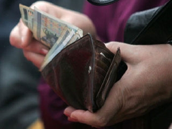 Средняя зарплата за апрель возросла в Беларуси на 1,7%