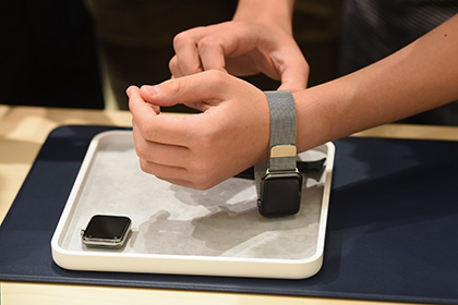 Ретейлеры оценили перспективы Apple Watch