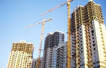 Объем жилищного строительства в Минске снизился почти на треть