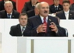 Населению придется заплатить за предвыборные «подарки» Лукашенко