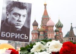 Возле места убийства Немцова найдены два пистолета