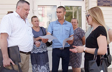 Живущий в Беларуси 26 лет россиянин оспаривает через суд решение о высылке
