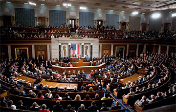 Конгресс США утвердил государственный бюджет