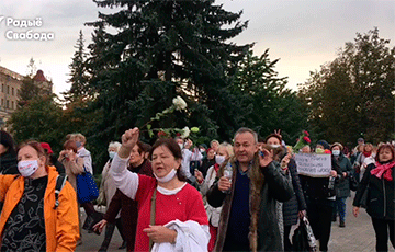 Колонна Марша пенсионеров дошла до площади Победы