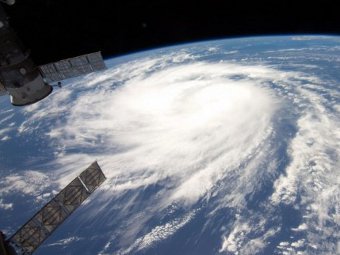 Урагану "Катя" присвоена третья категория