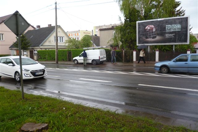 Фотофакт: билборды «Не играй с диктатором» на границе с Беларусью