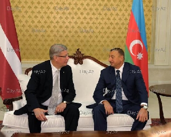 Отношения Беларуси и Азербайджана развиваются успешно и динамично - Алиев