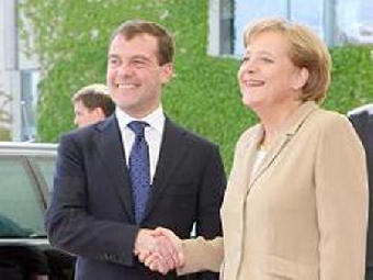 Меркель и Медведев белорусский вопрос не обсуждали