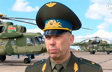 Лукашенко освободил от должности и уволил в запас генерал-майора Карева