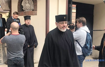 Экзархи Вселенского патриарха в Украине прибыли на Синод в Стамбуле
