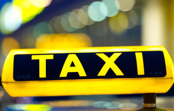 Под Барановичами пьяный пассажир пытался задушить таксиста