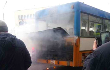 Видеофакт: В Могилеве горел рейсовый автобус