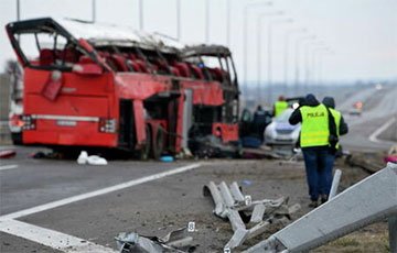 В Польше в ДТП попал автобус с украинцами: есть погибшие и раненые