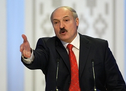 «Коммерсант»: Лукашенко с Евросоюзом и поговорить не о чем