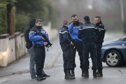 СМИ сообщили о пяти заложниках в Париже