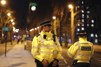 Британская полиция арестовала семь человек в связи с атакой парламента