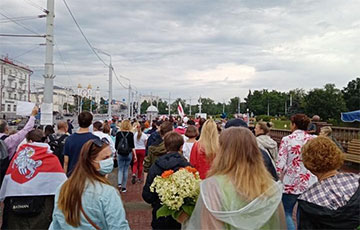 В Витебске начался женский марш солидарности