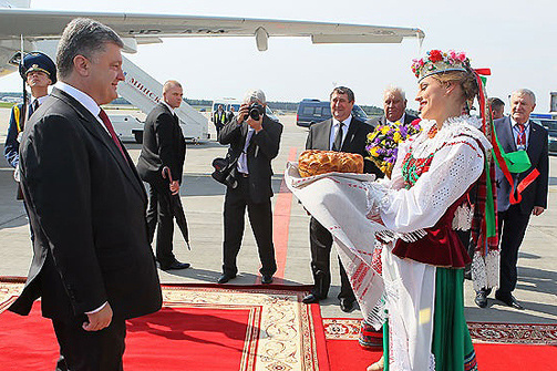 Порошенко и Эштон прибыли в Минск