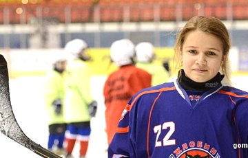Хоккеистку, которой запретили играть в Беларуси, пригласили в Чехию