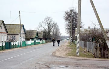 Бунт в Оброво: Как полесская деревня ОМОНовцев избивала
